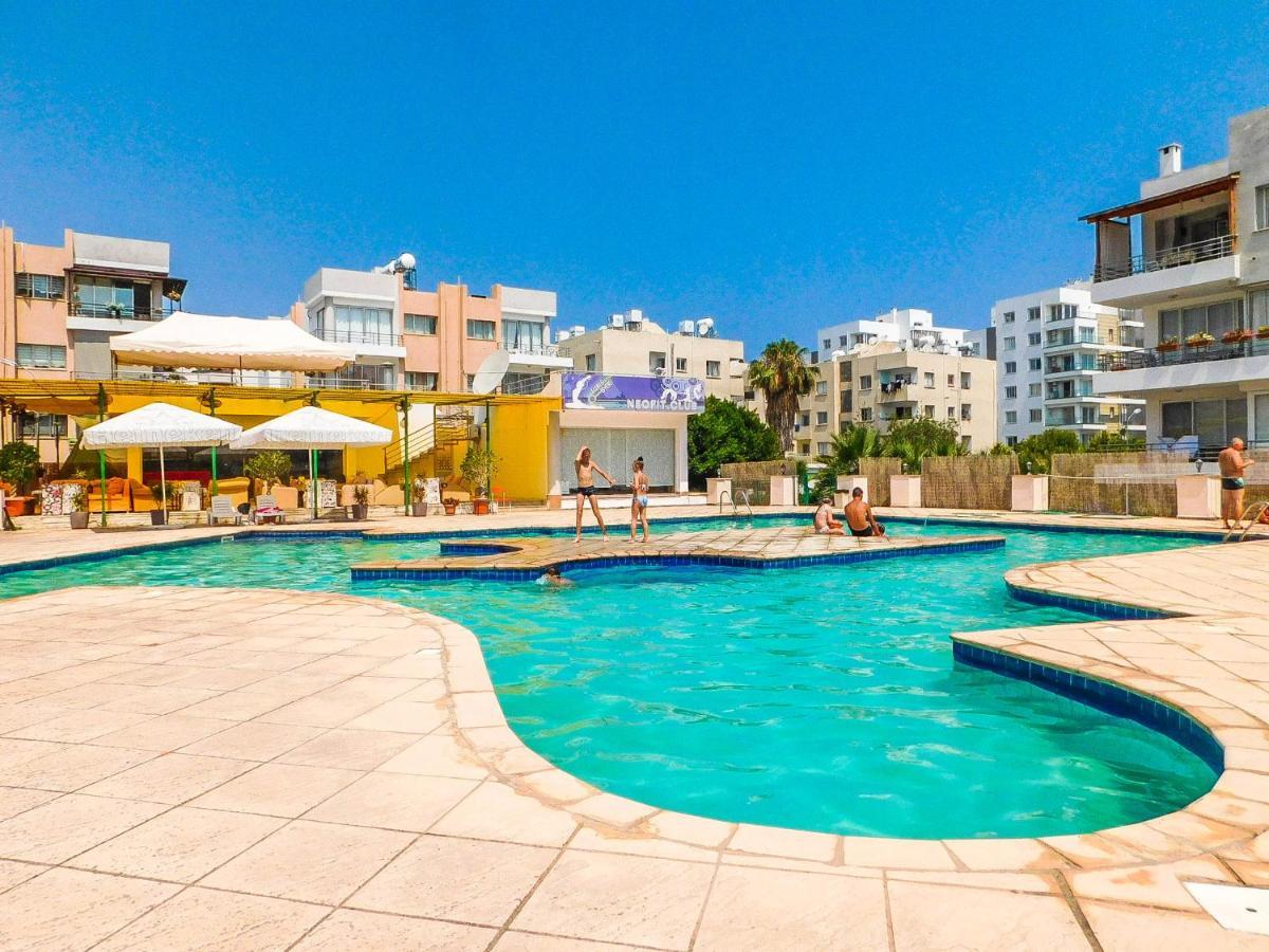 Rix Apartments Kyrenia  Ngoại thất bức ảnh