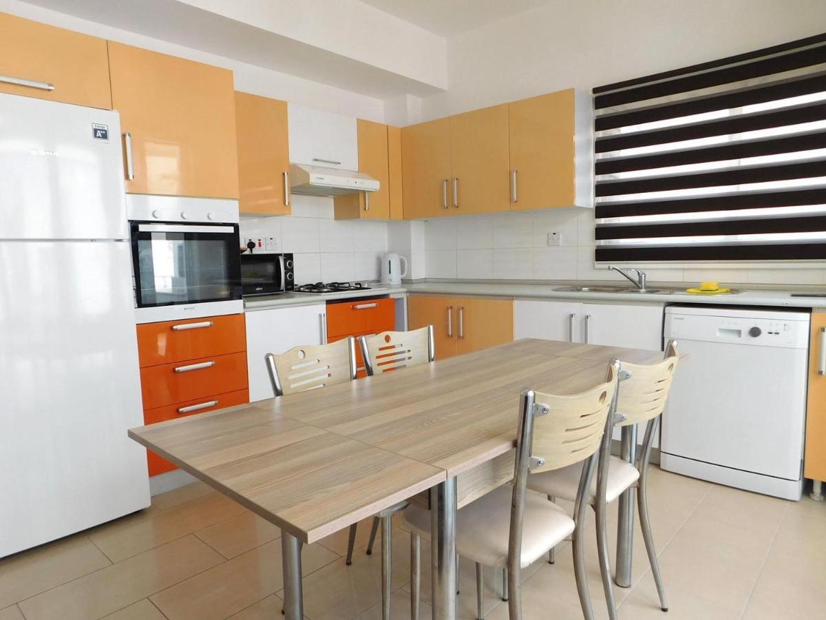 Rix Apartments Kyrenia  Ngoại thất bức ảnh
